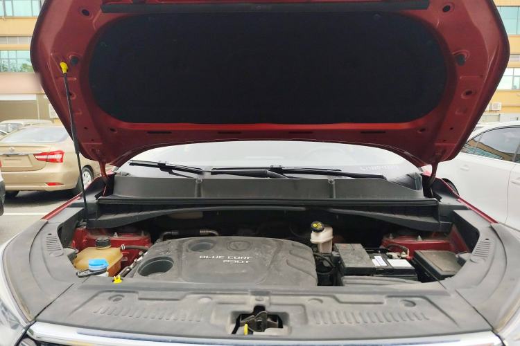 Used CHANGAN CS55 2018 1.5T Automatic Colorful Edition China V Standard Engine Bay