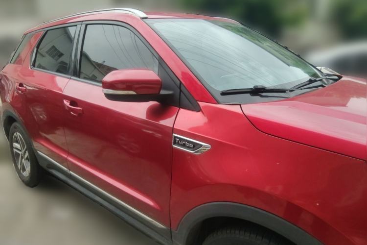 Used CHANGAN CS55 2018 1.5T Manual Colorful Model China V Standard Front Right 45 Deg