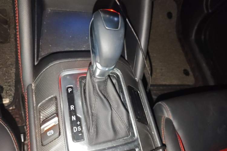 Used CHANGAN CS55 2018 1.5T Automatic Xuanzhi Model China V Standard Gear Lever