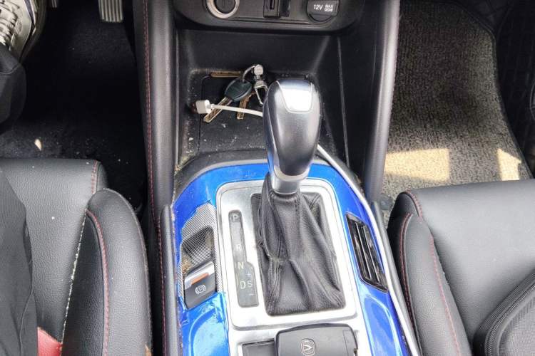 Used CHANGAN CS55 2018 1.5T Automatic Colorful Edition China V Standard Gear Lever