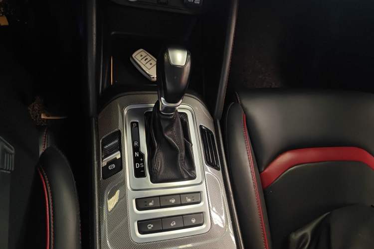 Used CHANGAN CS55 2018 1.5T Automatic Xuanzhi Model China V Standard Gear Lever