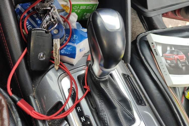 Used CHANGAN CS55 2018 1.5T Automatic Colorful Edition China V Standard Gear Lever