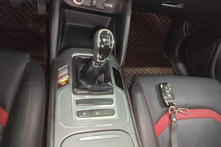 Used CHANGAN CS55 2018 1.5T Manual Xuan Dong Model China V Standard Gear Lever