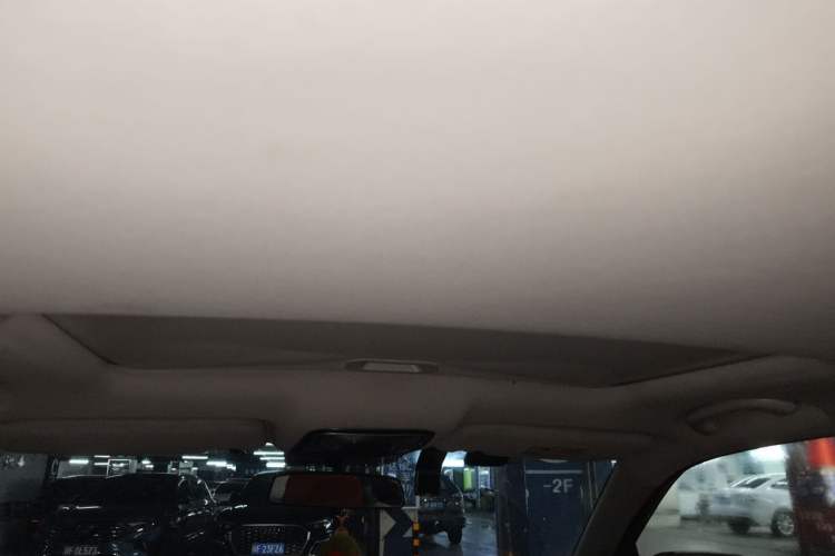 Used CHANGAN CS55 2018 1.5T Manual Colorful Model China V Standard Headliner