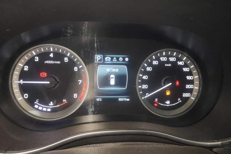 Used CHANGAN CS55 2018 1.5T Automatic Colorful Edition China V Standard Instrument Cluster