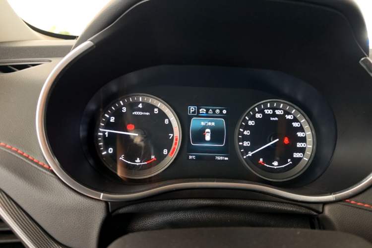 Used CHANGAN CS55 2018 1.5T Automatic Colorful Edition China V Standard Instrument Cluster