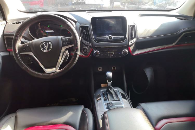 Used CHANGAN CS55 2018 1.5T Automatic Colorful Edition China V Standard Interior 2