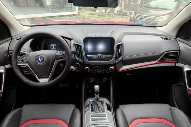 Used CHANGAN CS55 2018 1.5T Automatic Colorful Edition China V Standard Interior 4