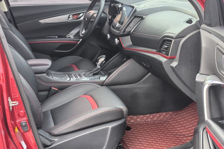 Used CHANGAN CS55 2018 1.5T Automatic Colorful Edition China V Standard Interior 6