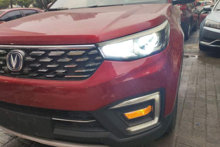 Used CHANGAN CS55 2018 1.5T Automatic Colorful Edition China V Standard Left Front Headlight