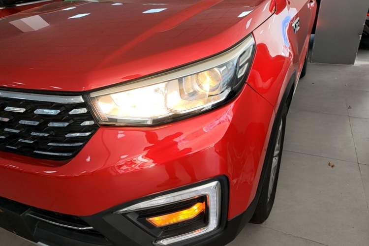 Used CHANGAN CS55 2018 1.5T Automatic Colorful Edition China V Standard Left Front Headlight