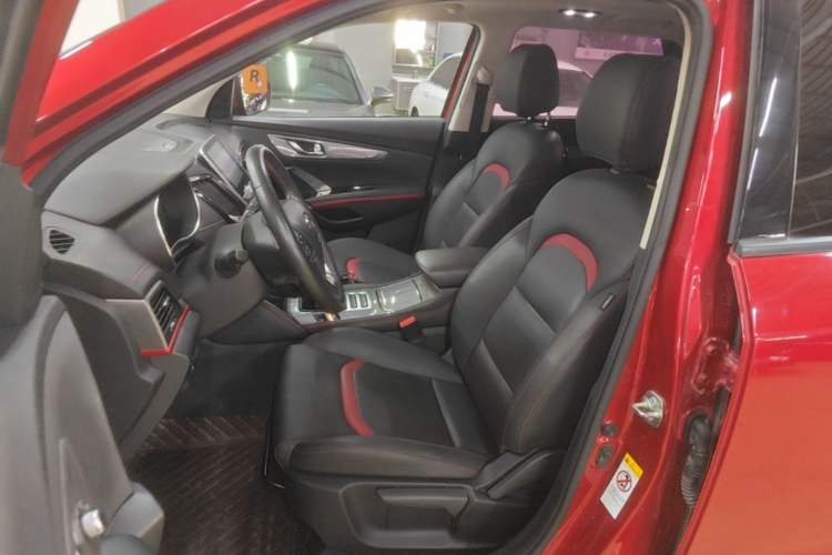 Used CHANGAN CS55 2018 1.5T Manual Xuan Dong Model China V Standard Left Front Seat