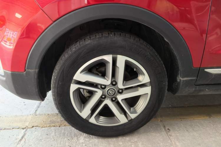 Used CHANGAN CS55 2018 1.5T Automatic Colorful Edition China V Standard Left Front Wheel Hub