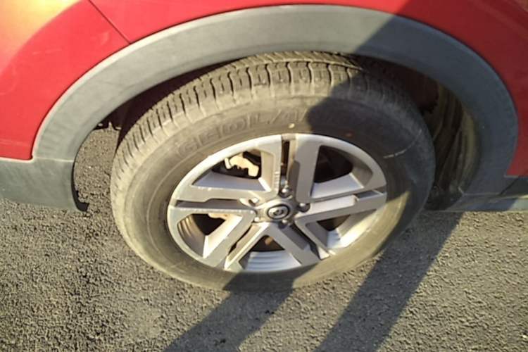Used CHANGAN CS55 2018 1.5T Automatic Colorful Edition China V Standard Left Front Wheel Hub
