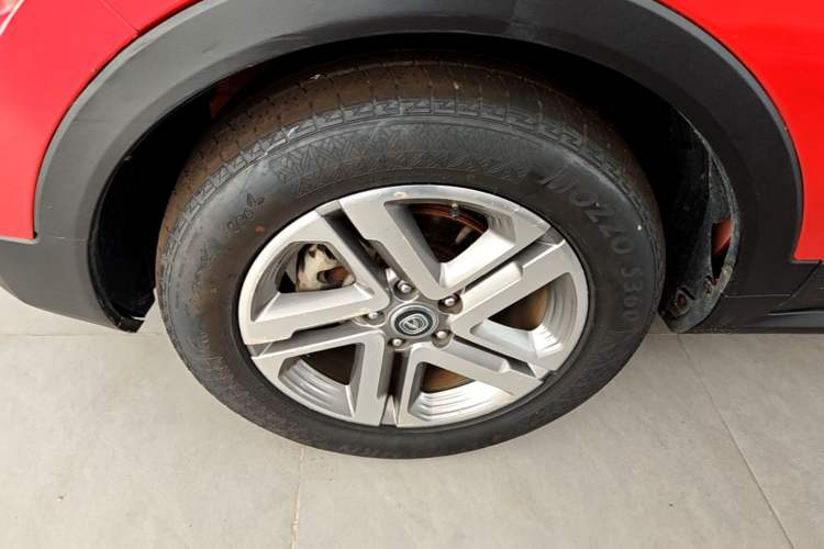 Used CHANGAN CS55 2018 1.5T Automatic Colorful Edition China V Standard Left Front Wheel Hub