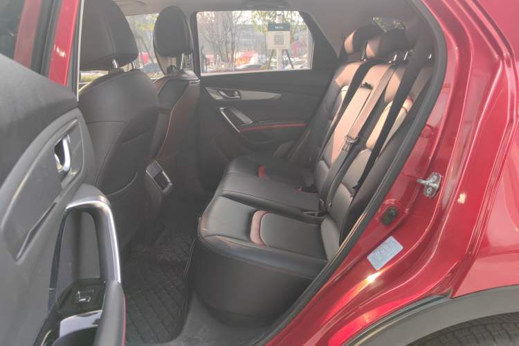 Used CHANGAN CS55 2018 1.5T Manual Colorful Model China V Standard Left Rear Seat