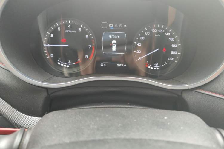 Used CHANGAN CS55 2018 1.5T Manual Xuan Dong Model China V Standard Odometer Close Up