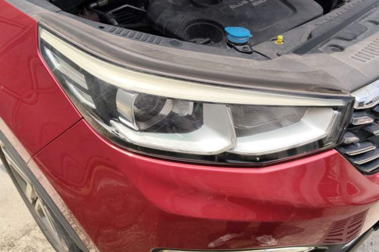 Used CHANGAN CS55 2018 1.5T Automatic Colorful Edition China V Standard Right Front Headlight