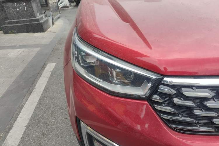 Used CHANGAN CS55 2018 1.5T Automatic Cool Edition China V standard Right Front Headlight