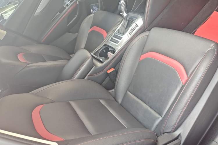 Used CHANGAN CS55 2018 1.5T Automatic Colorful Edition China V Standard Right Front Seat