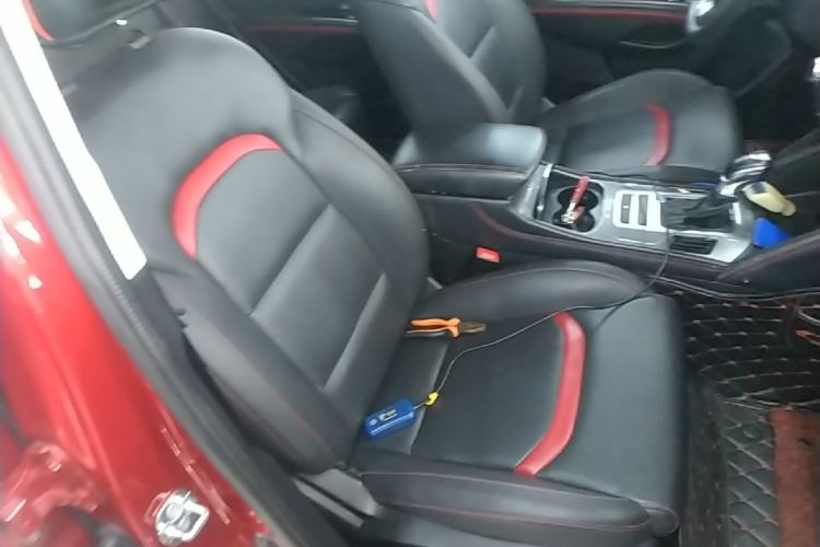 Used CHANGAN CS55 2018 1.5T Automatic Colorful Edition China V Standard Right Front Seat