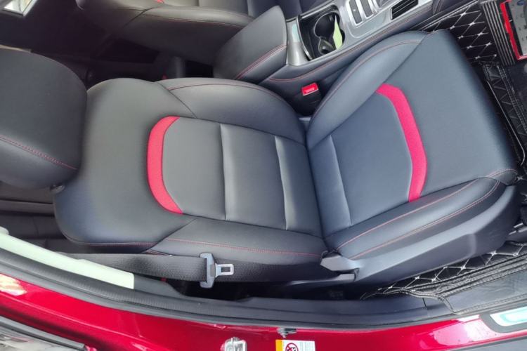 Used CHANGAN CS55 2018 1.5T Automatic Colorful Edition China V Standard Right Front Seat