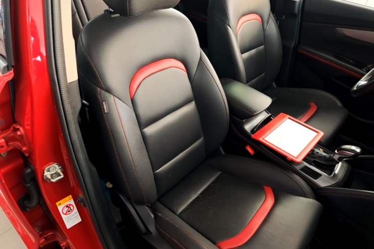 Used CHANGAN CS55 2018 1.5T Automatic Colorful Edition China V Standard Right Front Seat