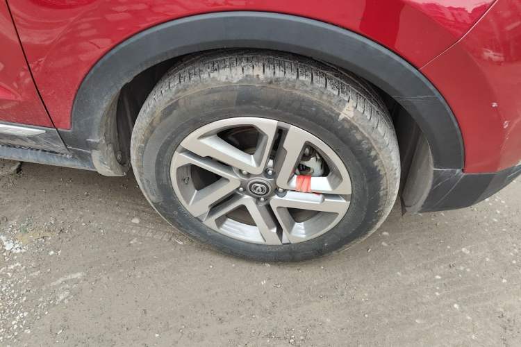 Used CHANGAN CS55 2018 1.5T Automatic Colorful Edition China V Standard Right Front Wheel Hub