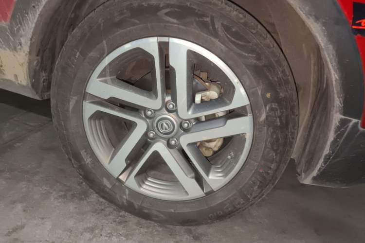Used CHANGAN CS55 2018 1.5T Manual Colorful Model China V Standard Right Front Wheel Hub