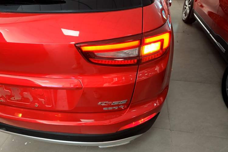 Used CHANGAN CS55 2018 1.5T Automatic Colorful Edition China V Standard Right Rear Taillight