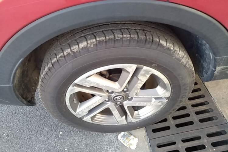 Used CHANGAN CS55 2018 1.5T Automatic Colorful Edition China V Standard Right Rear Wheel Hub