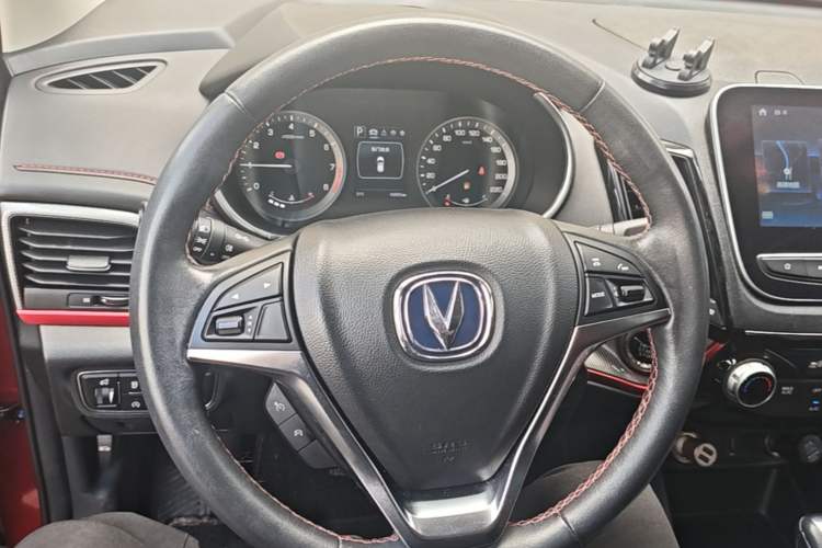 Used CHANGAN CS55 2018 1.5T Automatic Colorful Edition China V Standard Steering Wheel