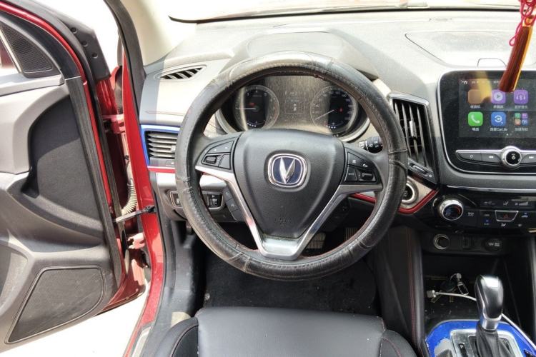Used CHANGAN CS55 2018 1.5T Automatic Colorful Edition China V Standard Steering Wheel