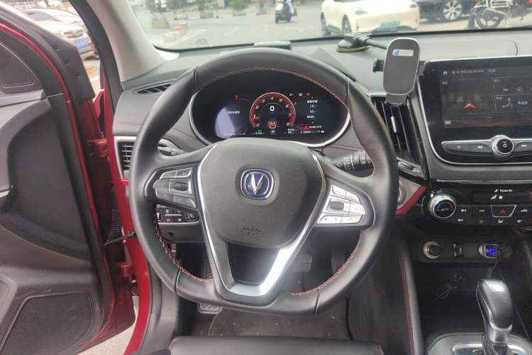 Used CHANGAN CS55 2018 1.5T Automatic Cool Edition China V standard Steering Wheel