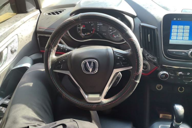 Used CHANGAN CS55 2018 1.5T Automatic Colorful Edition China V Standard Steering Wheel