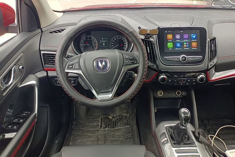 Used CHANGAN CS55 2018 1.5T Manual Colorful Model China V Standard Steering Wheel
