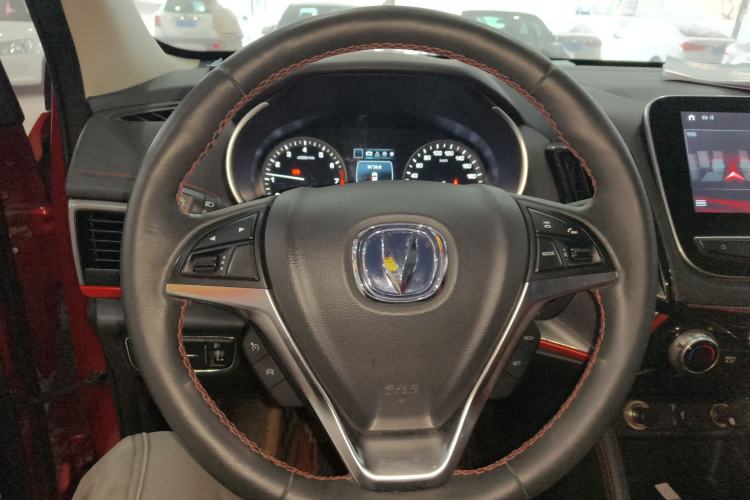 Used CHANGAN CS55 2018 1.5T Manual Colorful Model China V Standard Steering Wheel