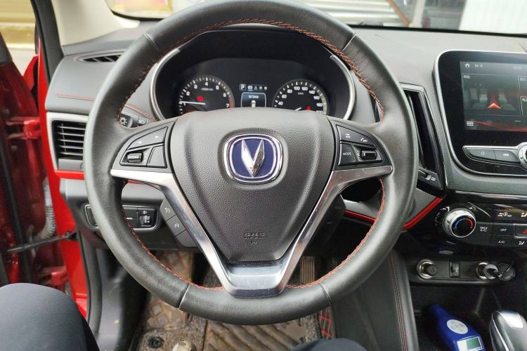 Used CHANGAN CS55 2018 1.5T Automatic Colorful Edition China V Standard Steering Wheel