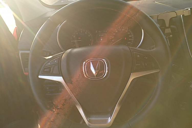 Used CHANGAN CS55 2018 1.5T Automatic Colorful Edition China V Standard Steering Wheel