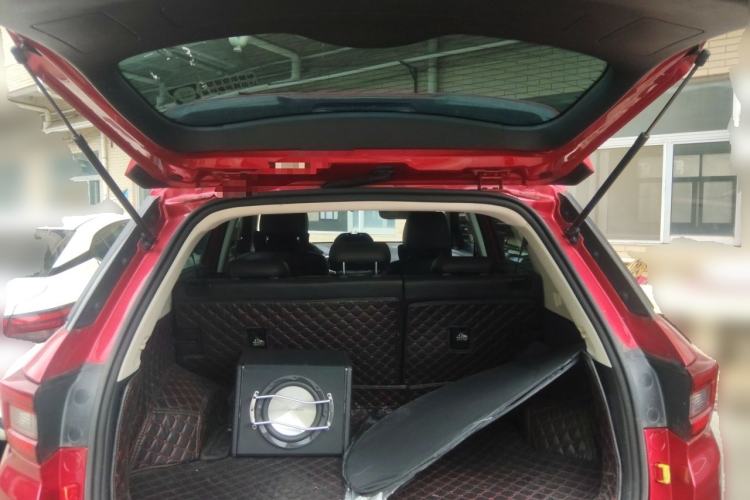Used CHANGAN CS55 2018 1.5T Manual Colorful Model China V Standard Trunk