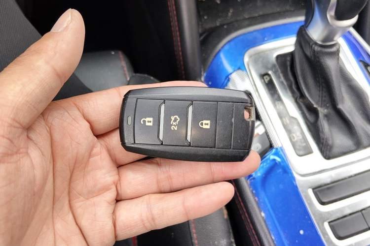 Used CHANGAN CS55 2018 1.5T Automatic Colorful Edition China V Standard Vehicle Key