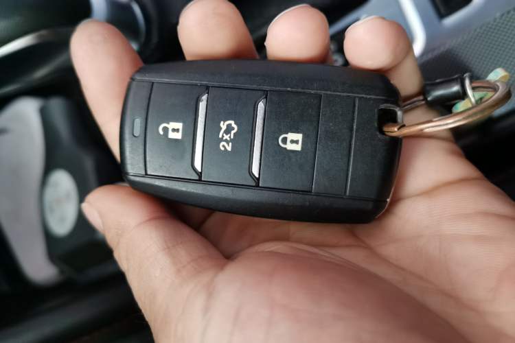 Used CHANGAN CS55 2018 1.5T Automatic Colorful Edition China V Standard Vehicle Key