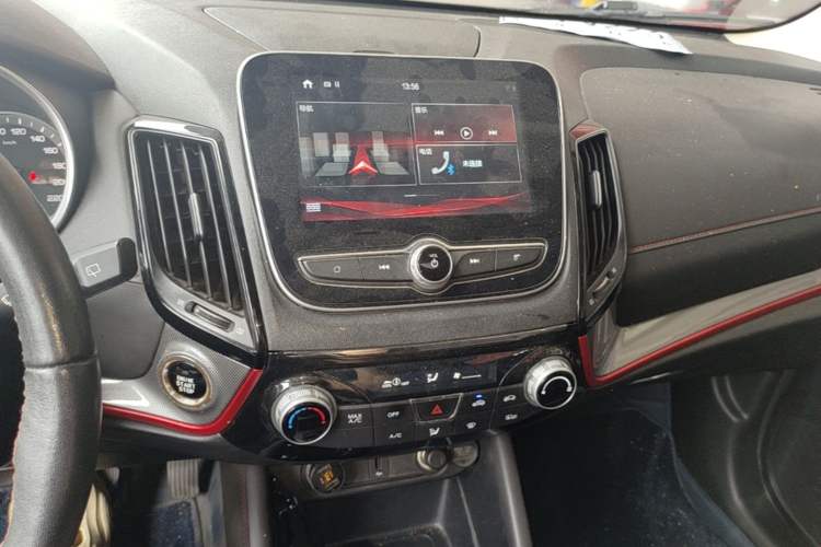 Used CHANGAN CS55 2018 1.5T Automatic Colorful Edition China V Standard Audio And AC Panel