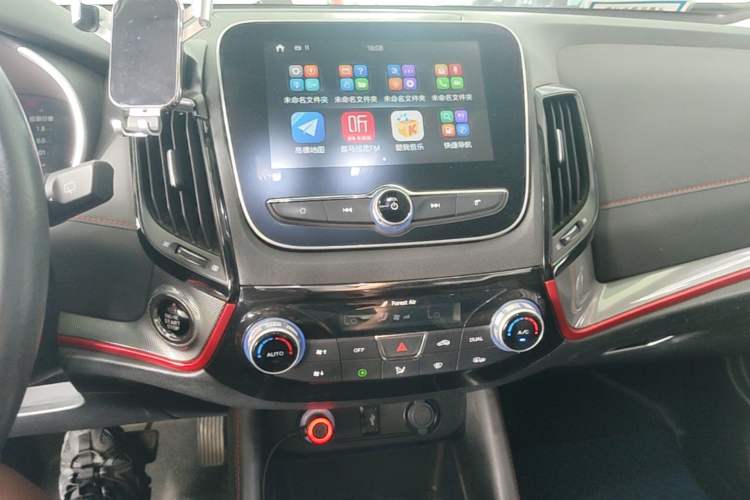Used CHANGAN CS55 2018 1.5T Automatic Xuanzhi Model China V Standard Audio And AC Panel