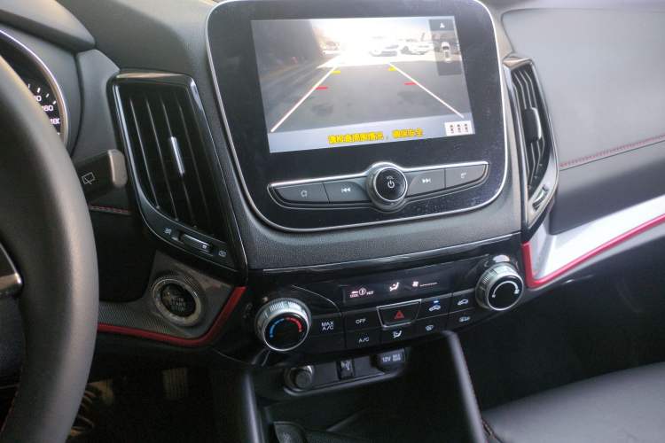 Used CHANGAN CS55 2018 1.5T Automatic Colorful Edition China V Standard Audio And AC Panel