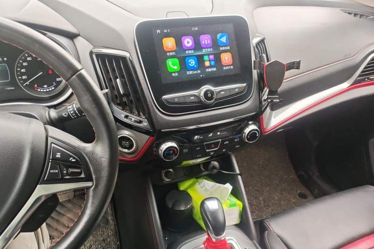 Used CHANGAN CS55 2018 1.5T Automatic Xuan Dong Model China V Standard Audio And AC Panel