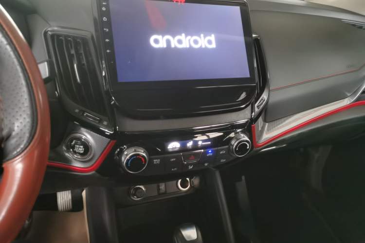 Used CHANGAN CS55 2018 1.5T Automatic Colorful Edition China V Standard Audio And AC Panel