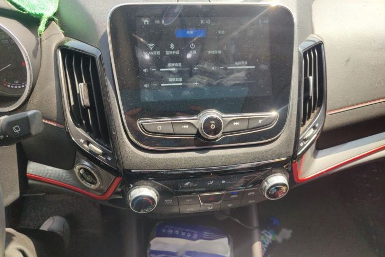 Used CHANGAN CS55 2018 1.5T Automatic Xuan Dong Model China V Standard Audio And AC Panel
