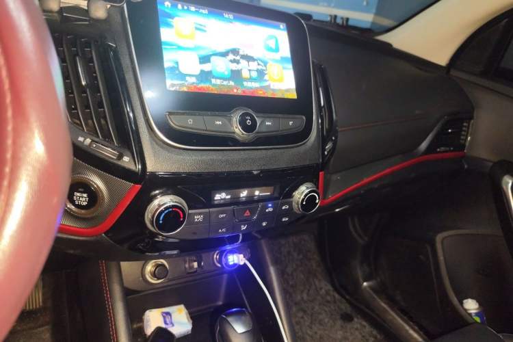 Used CHANGAN CS55 2018 1.5T Automatic Colorful Edition China V Standard Audio And AC Panel