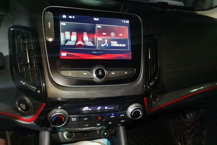 Used CHANGAN CS55 2018 1.5T Automatic Xuan Dong Model China V Standard Audio And AC Panel